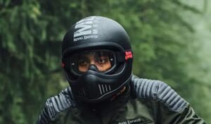 Frequently Asked Questions about Fancy Helmet For Motorbike