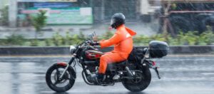Best Motorcycle Helmet For Rain - 5 Perfect Helmets For Rainy Days